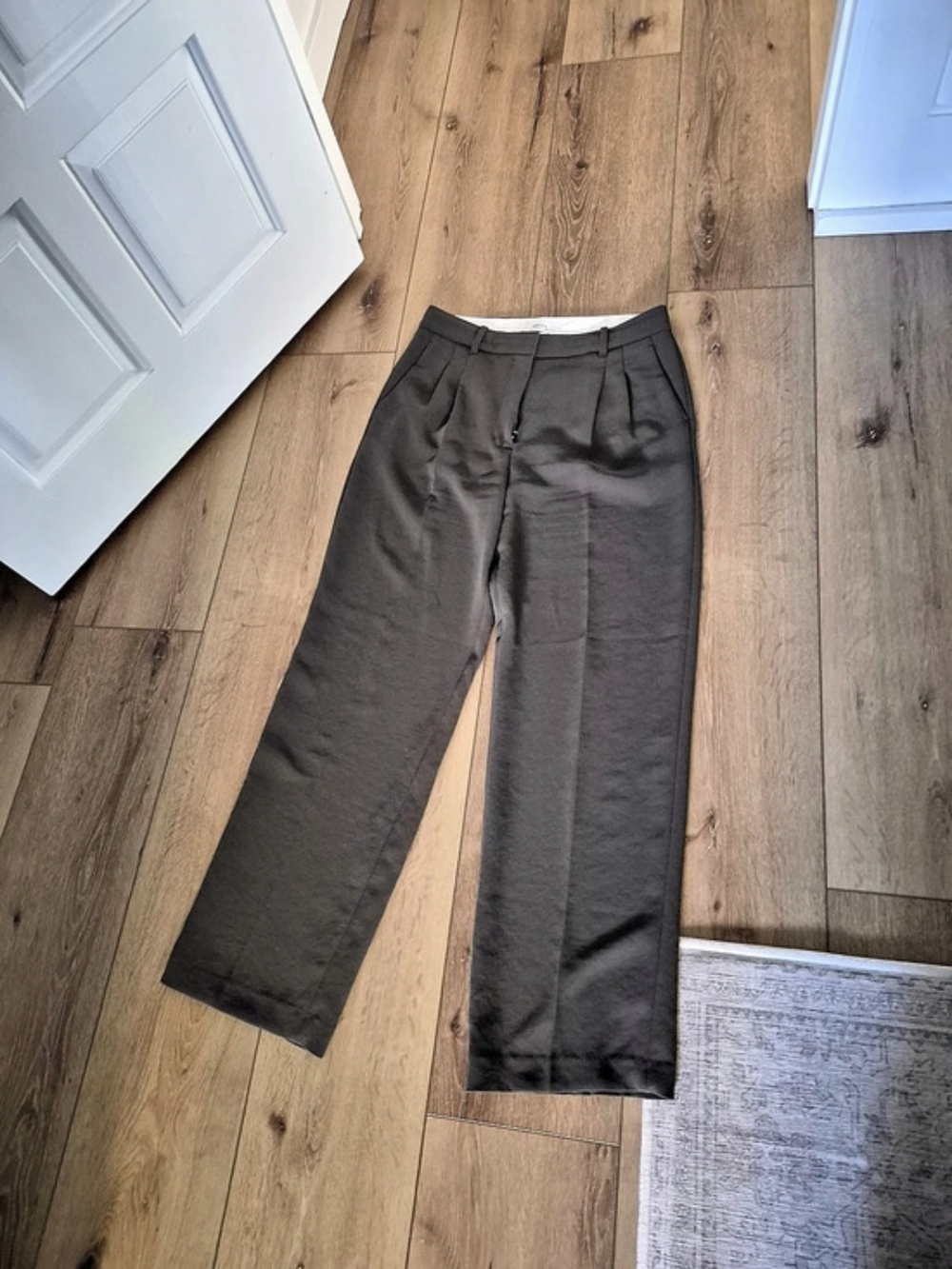 Aritzia Effortless Pant In Green